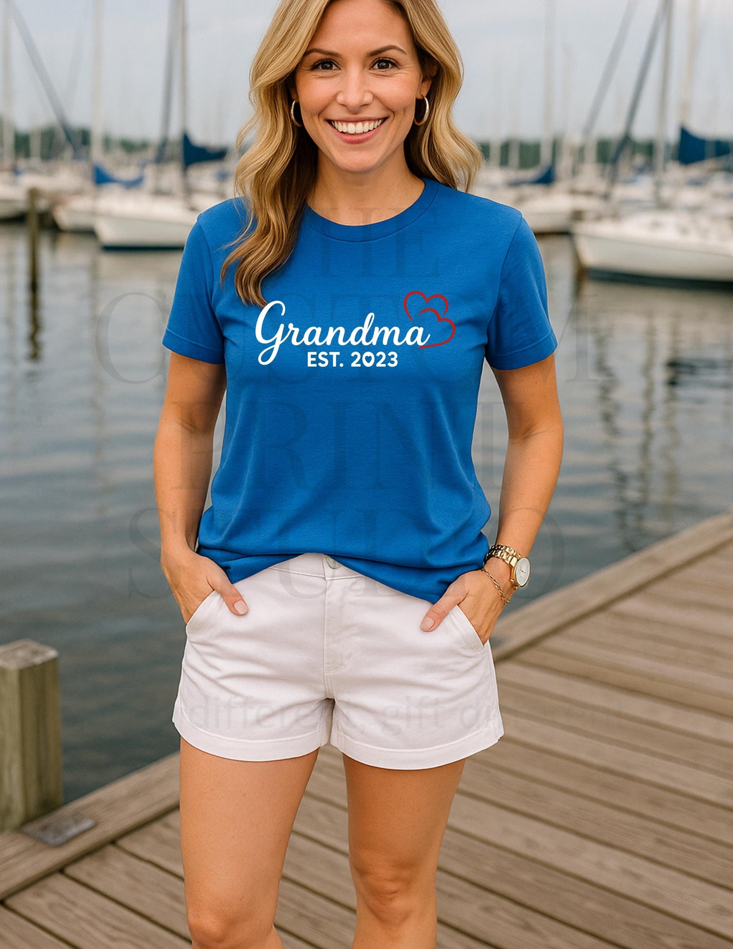Customizable Grandma T-Shirt – Personalized Birthday Gift | Comfortable Cotton Tee