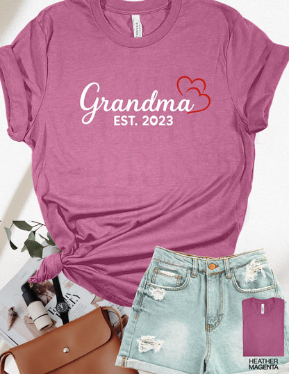Customizable Grandma T-Shirt – Personalized Birthday Gift | Comfortable Cotton Tee