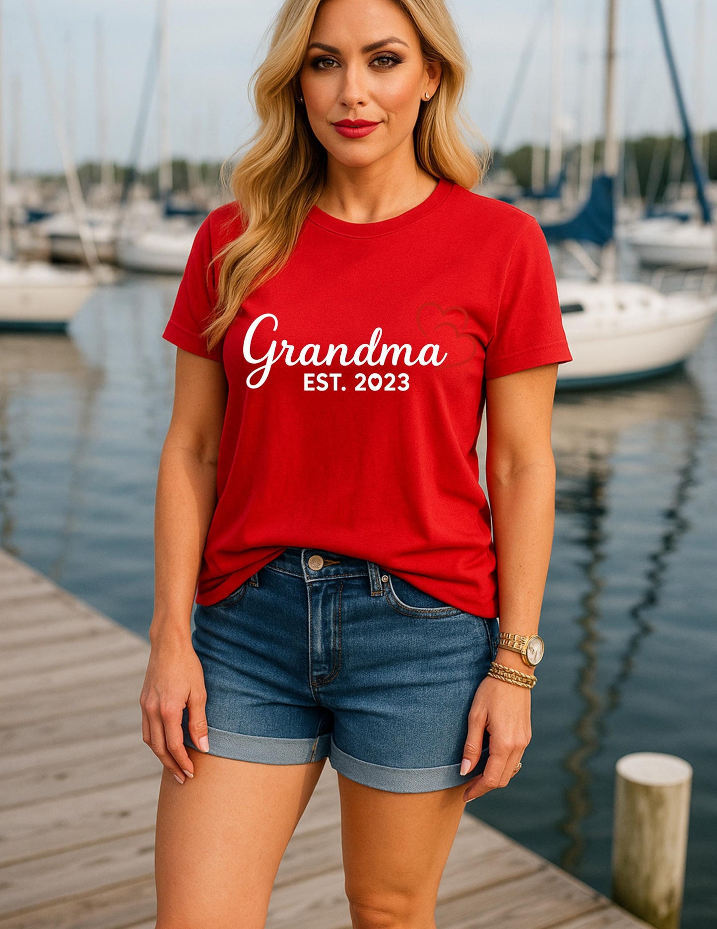 Customizable Grandma T-Shirt – Personalized Birthday Gift | Comfortable Cotton Tee