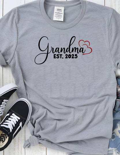 Customizable New Grandma T-Shirt: Birthday Gift, Birth Year, Birthday Gift
