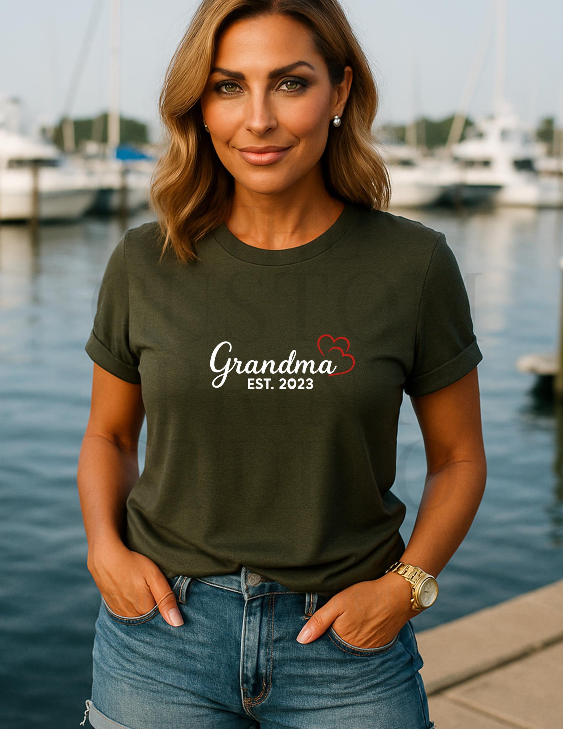 Customizable New Grandma T-Shirt: Birthday Gift, Birth Year, Birthday Gift