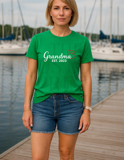 Customizable New Grandma T-Shirt: Birthday Gift, Birth Year, Birthday Gift
